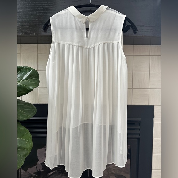 Kenneth Cole sheer blouse - small - Picture 2 of 2